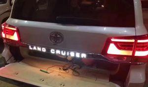 Накладка с подсветкой LED для Land Cruiser 200 2016-